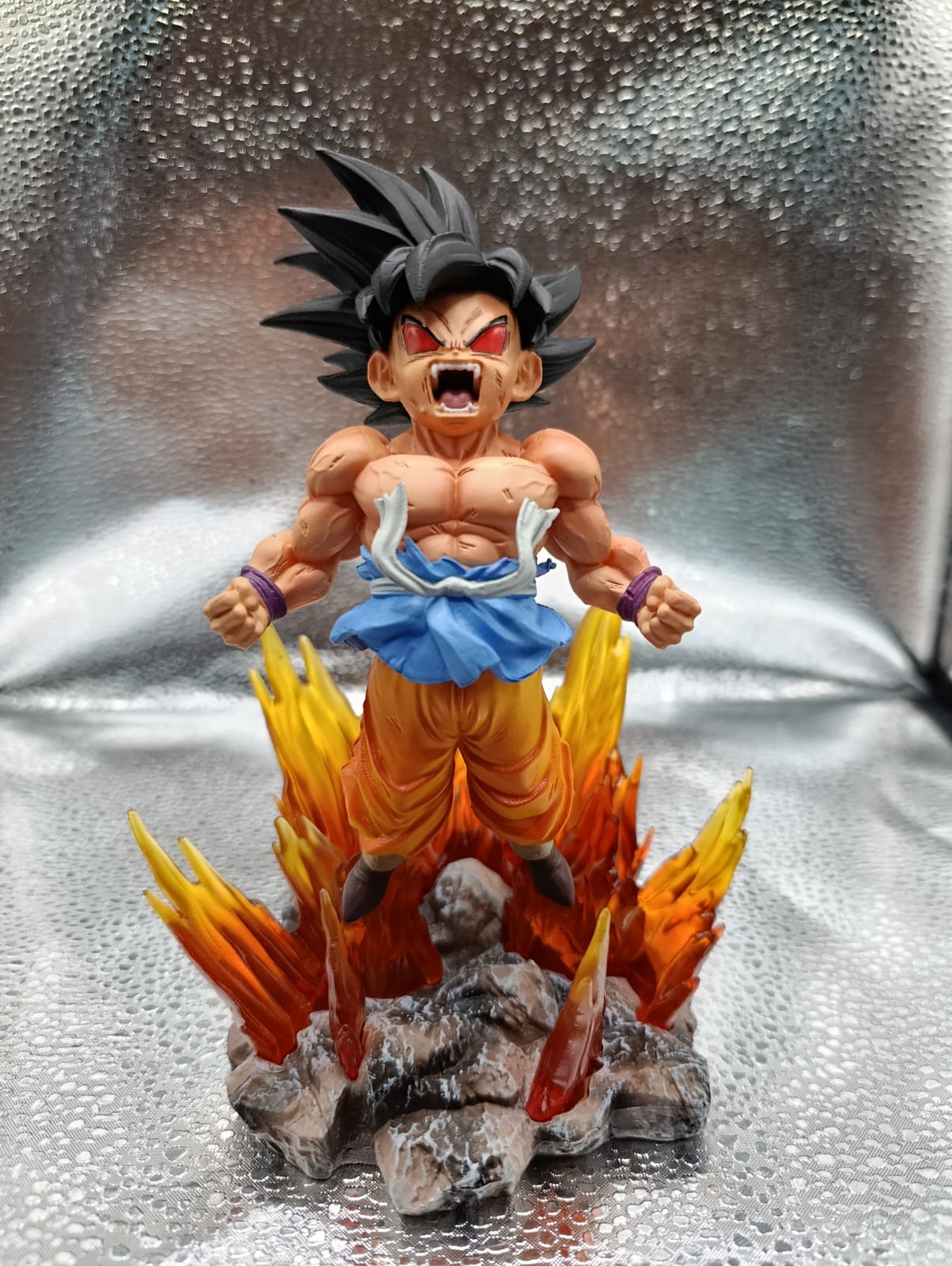 Goku Super Saiyajin Action Figure