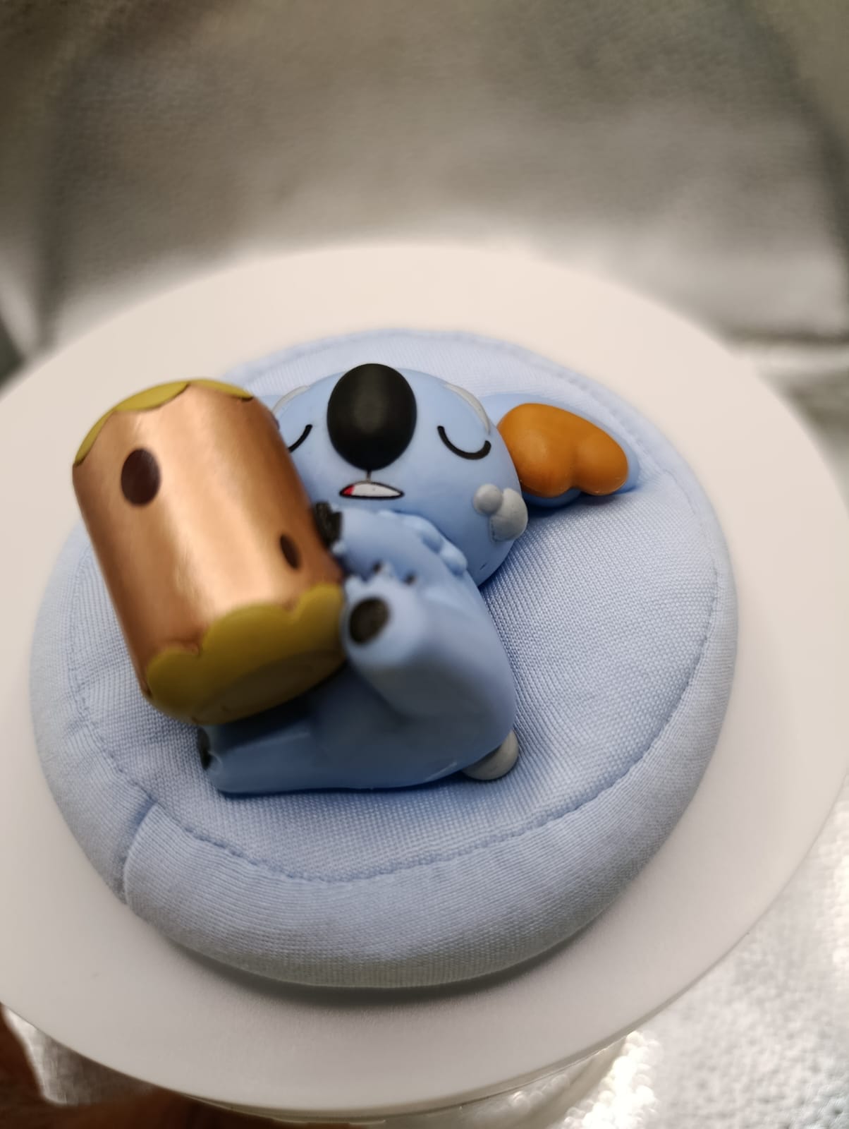 Ho-Oh Action Figure, vista frontal