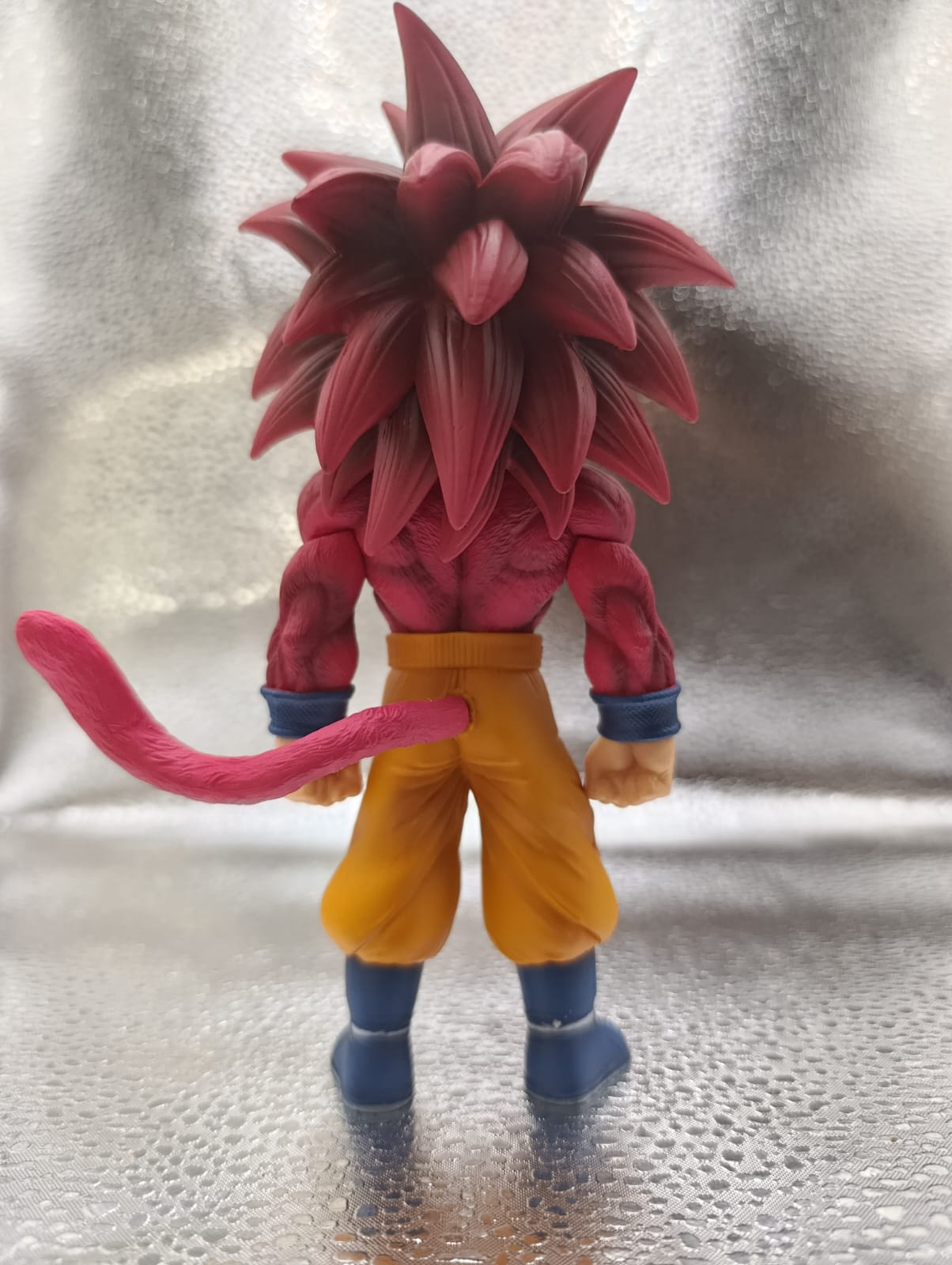 Caixa do Goku Action Figure